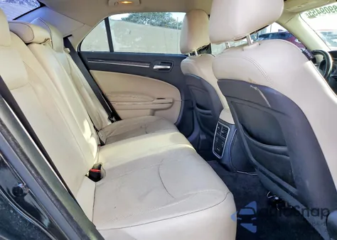 2018 Chrysler 300 Limited from USA, damaged, VIN 2C3CCAEG8JH148494